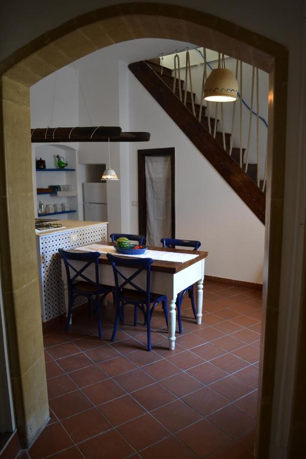 Upstairs - Lazy Terrace Villa Lecce Exteriör bild
